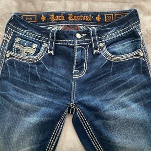 Women’s Rock Revival Jeans! Dark Denim stretch!